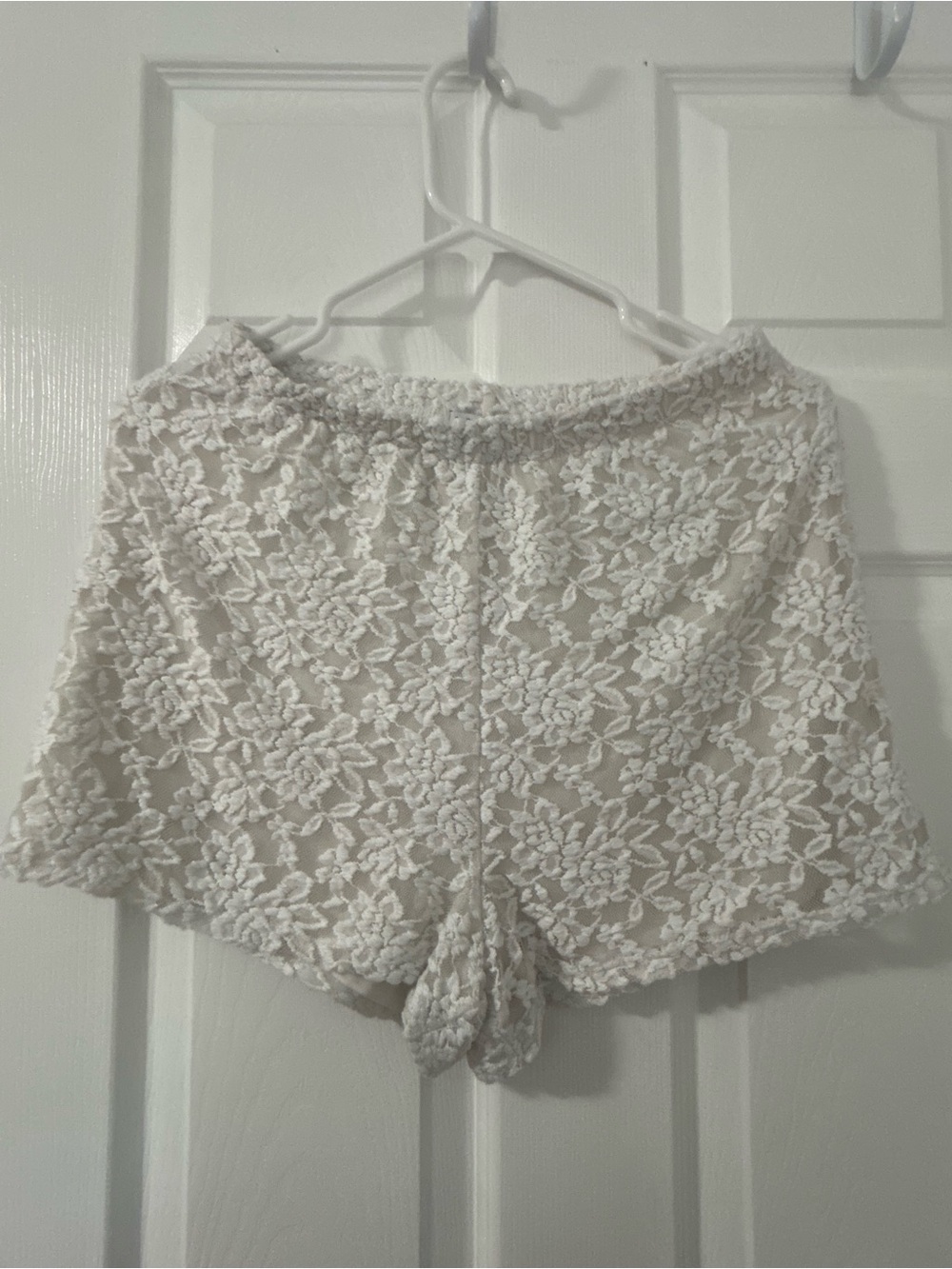 Fashion Nova White Lace Floral Shorts